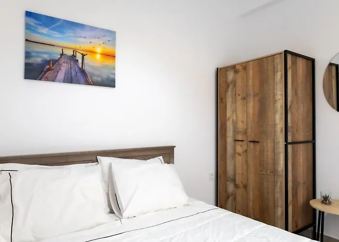 Victoria's Heart 펜션 산토리니